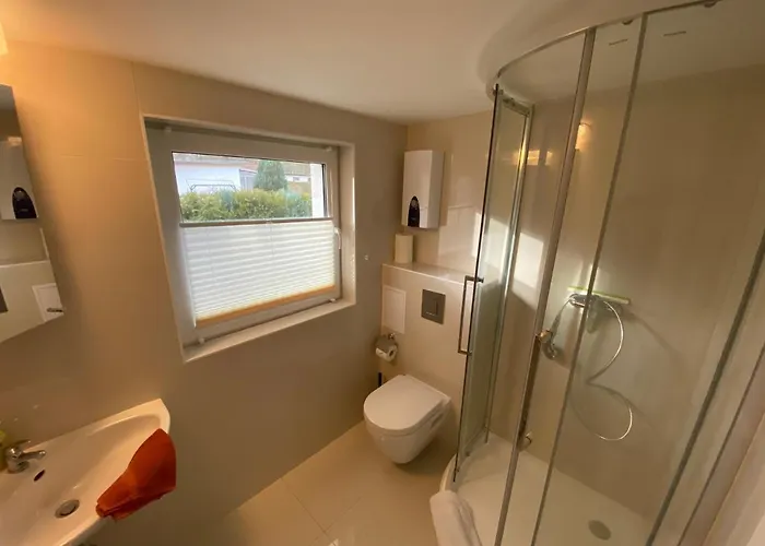 Felix Am يواخيمستال